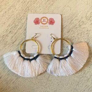 Lisi Lerch Izzy navy/white Gameday earrings